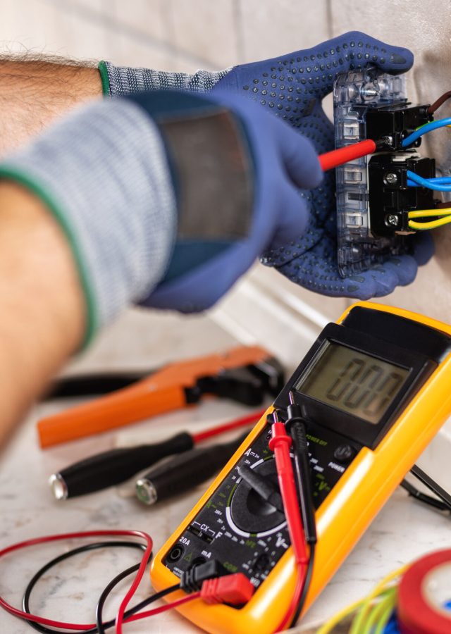 axo elec outils éléctriciens